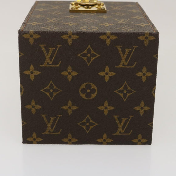 LOUIS VUITTON Monogram Coffret Winding Machine Accessory Case M48126 Auth 29828SM