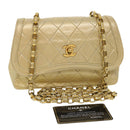 CHANEL Matelasse Turn Lock Chain Shoulder Bag Lamb Skin Gold CC Auth 31382V-1