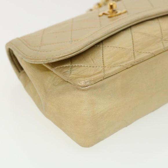 CHANEL Matelasse Turn Lock Chain Shoulder Bag Lamb Skin Gold CC Auth 31382V