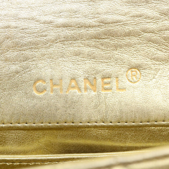 CHANEL Matelasse Turn Lock Chain Shoulder Bag Lamb Skin Gold CC Auth 31382V