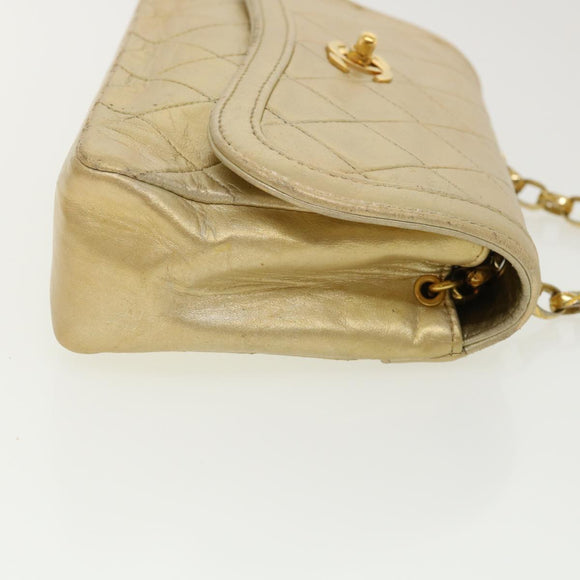 CHANEL Matelasse Turn Lock Chain Shoulder Bag Lamb Skin Gold CC Auth 31382V