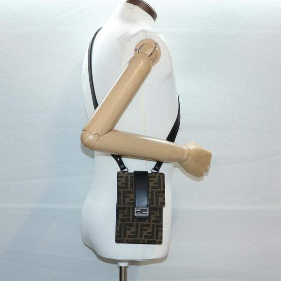 FENDI Zucca Canvas Shoulder Bag Brown Black Auth 31851AV