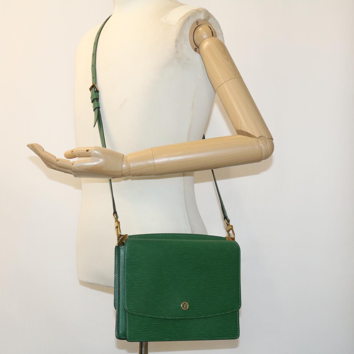 LOUIS VUITTON Epi Grenel Shoulder Bag Green M52364 LV Auth 31936