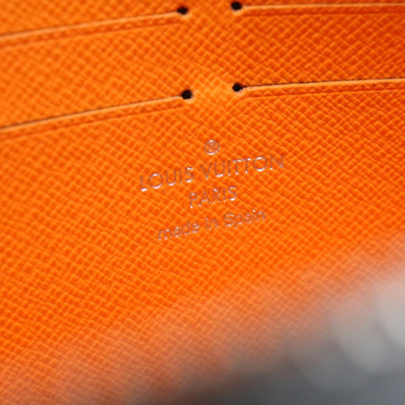 LOUIS VUITTON Monogram satellite Clutch Bag Silver M44171 LV Auth 32349A