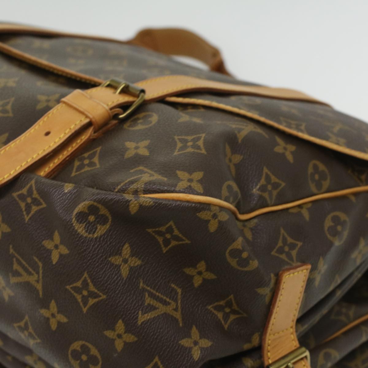 LOUIS VUITTON Monogram Saumur 43 Shoulder Bag M42252 LV Auth 35394