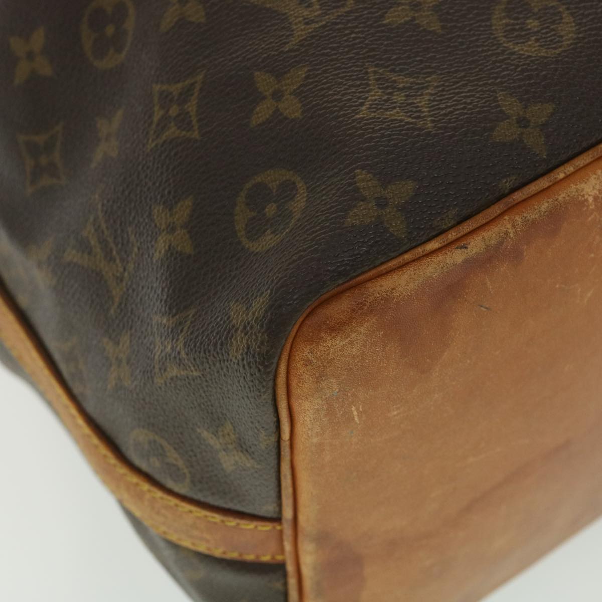 LOUIS VUITTON Monogram Petit Noe Shoulder Bag M42226 LV Auth 37581