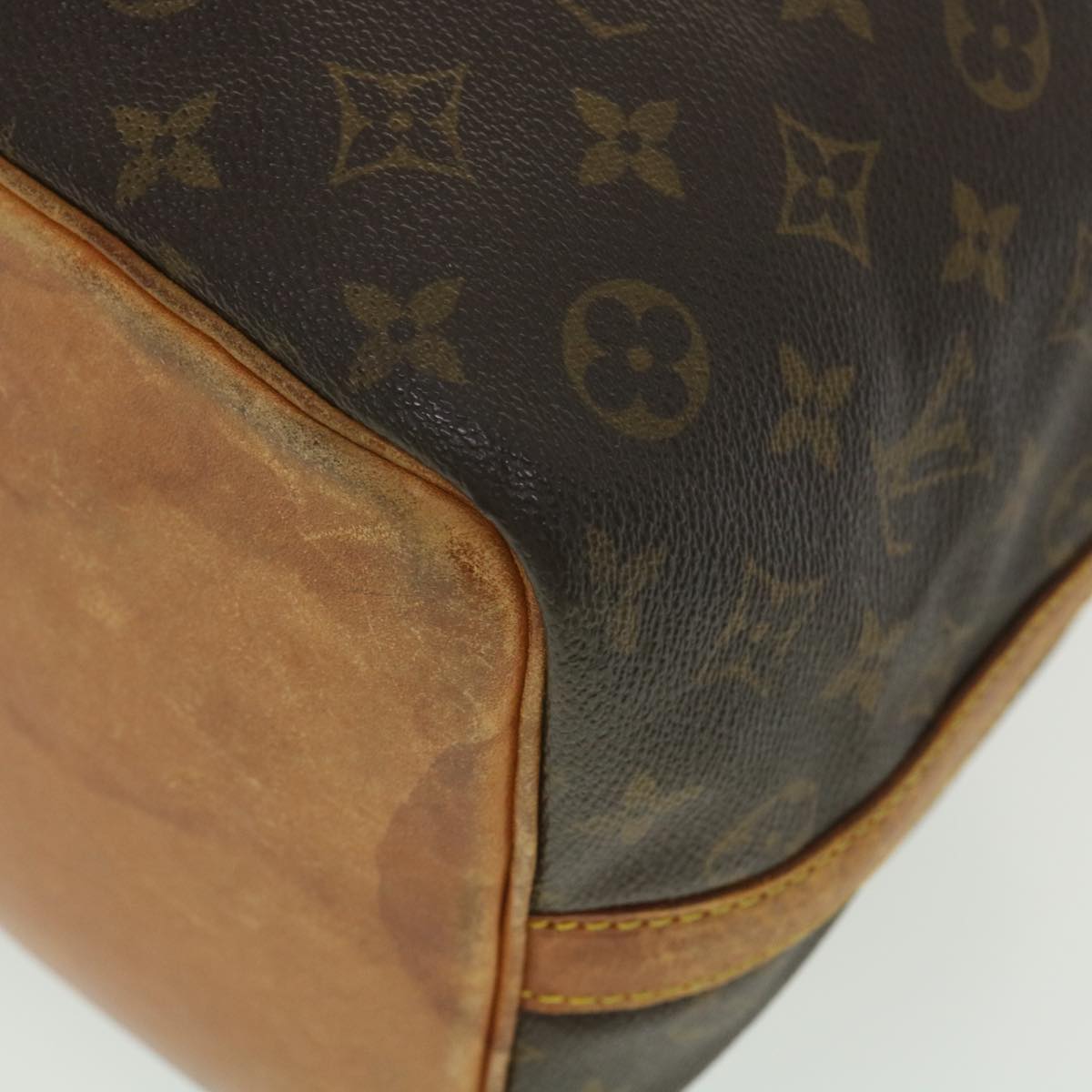 LOUIS VUITTON Monogram Petit Noe Shoulder Bag M42226 LV Auth 37581