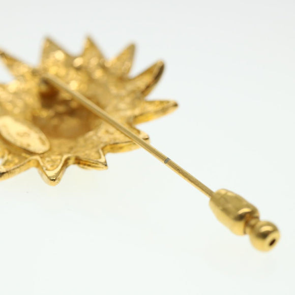 CHANEL Brooch metal Gold CC Auth 38119