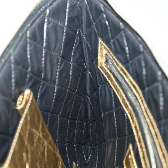 CHANEL Clutch Bag Metallic Leather Gold A82164 CC Auth 38172AV