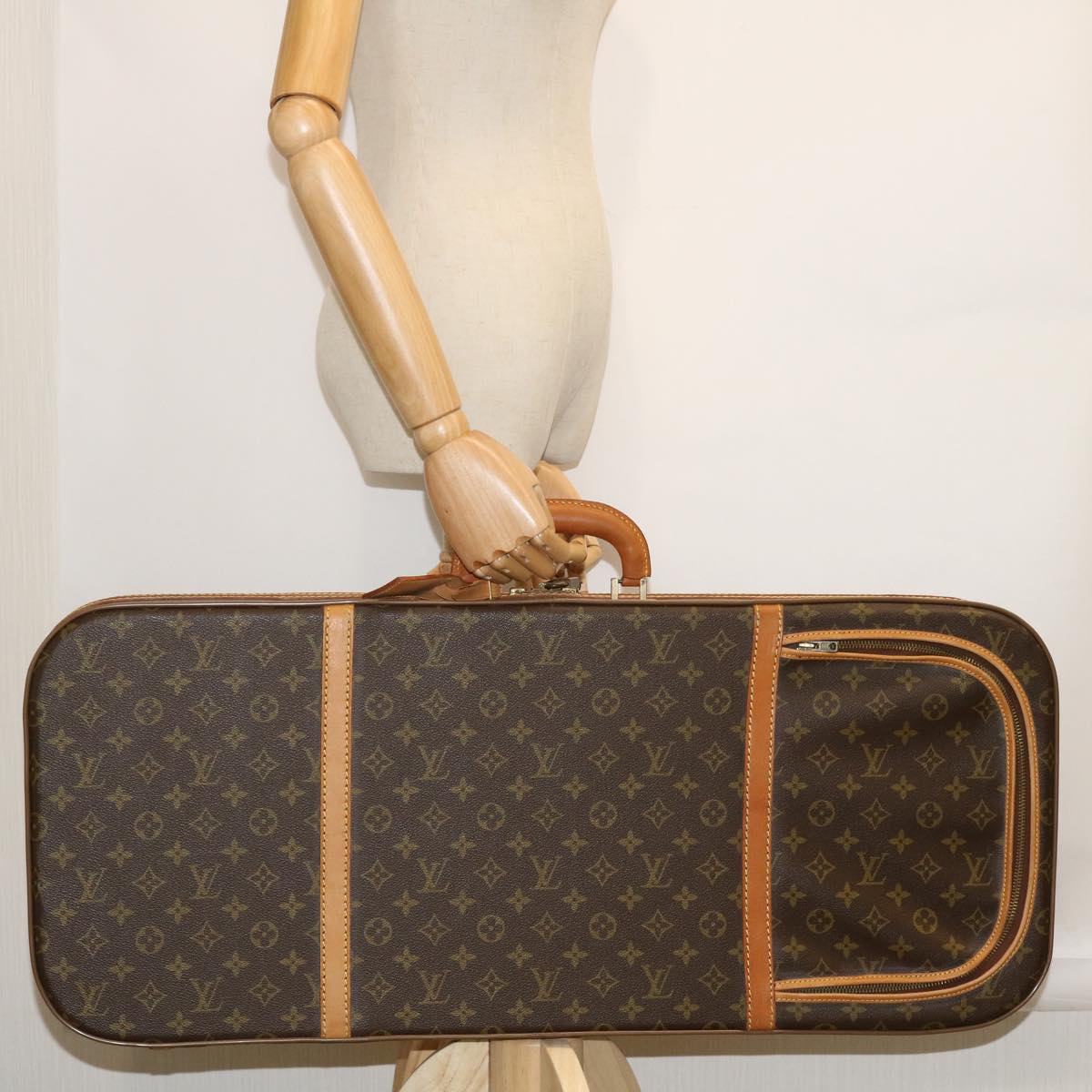 LOUIS VUITTON Monogram Tennis Case Valise Tennis Bag Racket case LV Auth 41573