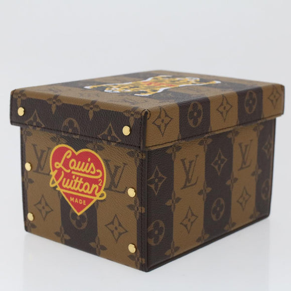 LOUIS VUITTON Streifen-Tiger Kartonschachtel NIGO Case Braun GI0718 LV Auth 43816SM
