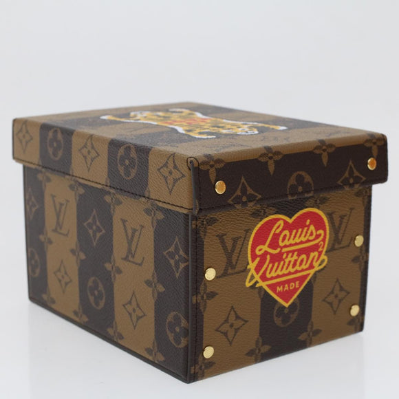 LOUIS VUITTON Streifen-Tiger Kartonschachtel NIGO Case Braun GI0718 LV Auth 43816SM
