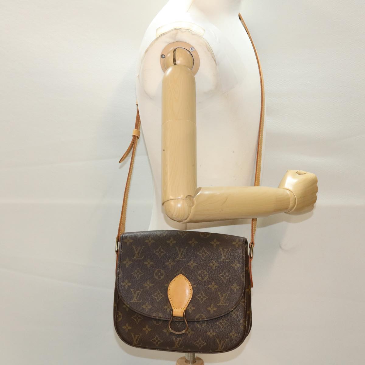 LOUIS VUITTON Monogram Saint Cloud GM Shoulder Bag M51242 LV Auth 46573