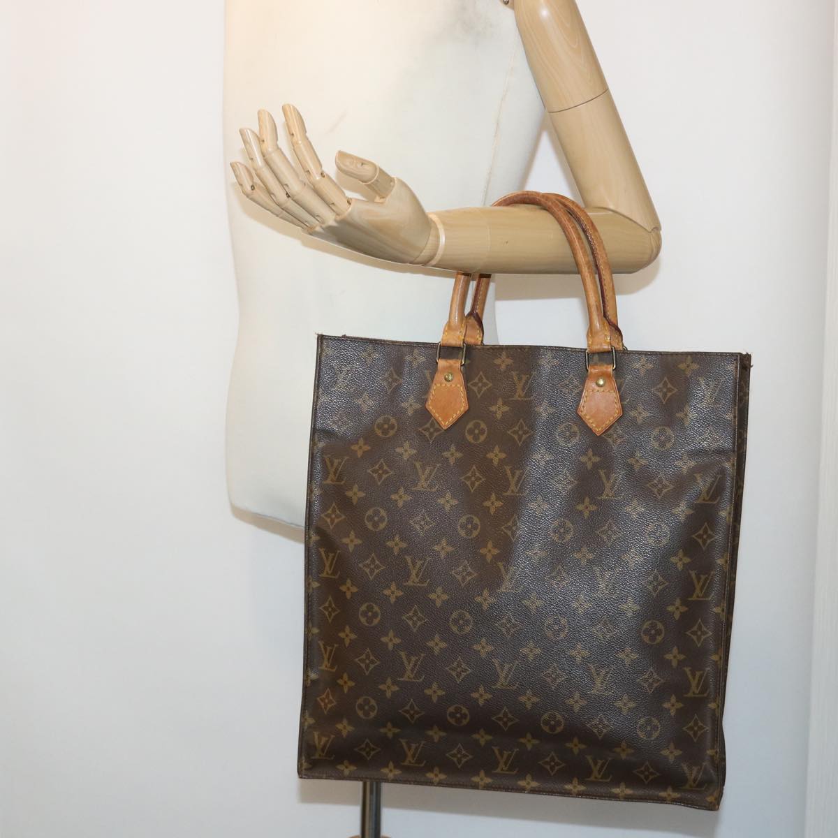 LOUIS VUITTON Monogram Sac Plat Hand Bag M51140 LV Auth 47475