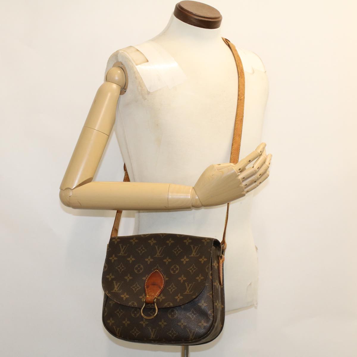 LOUIS VUITTON Monogram Saint Cloud GM Shoulder Bag M51242 LV Auth 47601