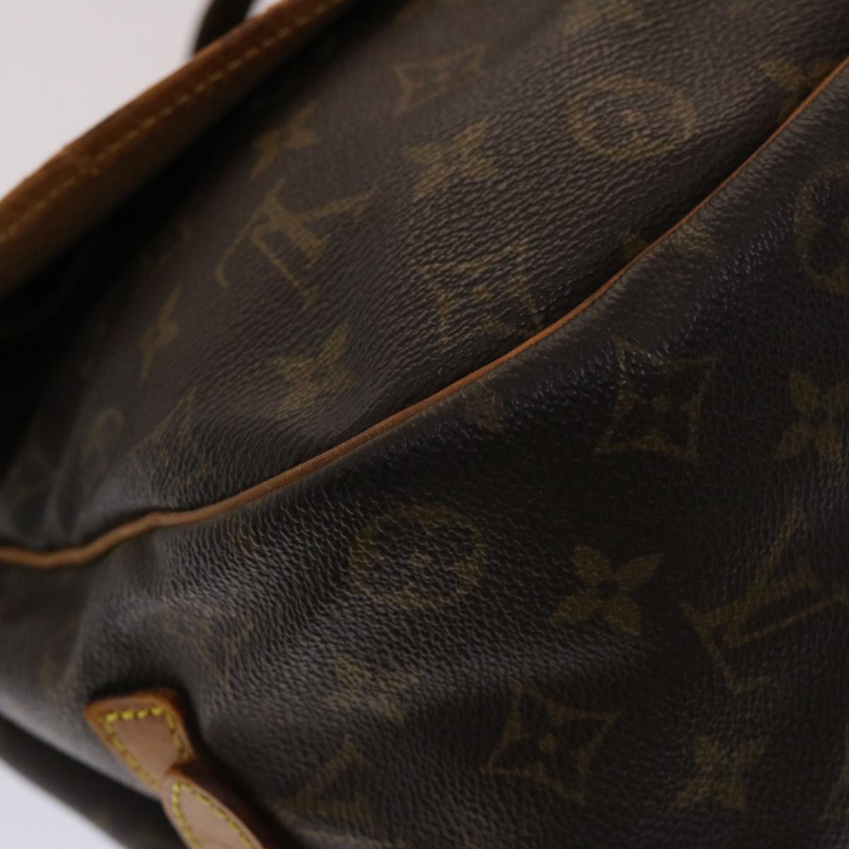 LOUIS VUITTON Monogram Saumur 35 Shoulder Bag M42254 LV Auth 47713