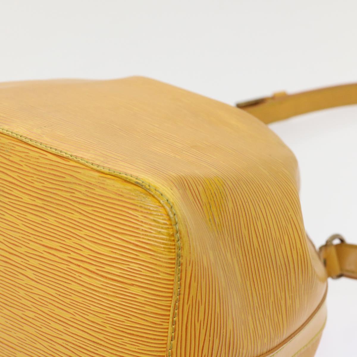 LOUIS VUITTON Epi Petit Noe Shoulder Bag Tassili Yellow M44109 LV Auth 47833