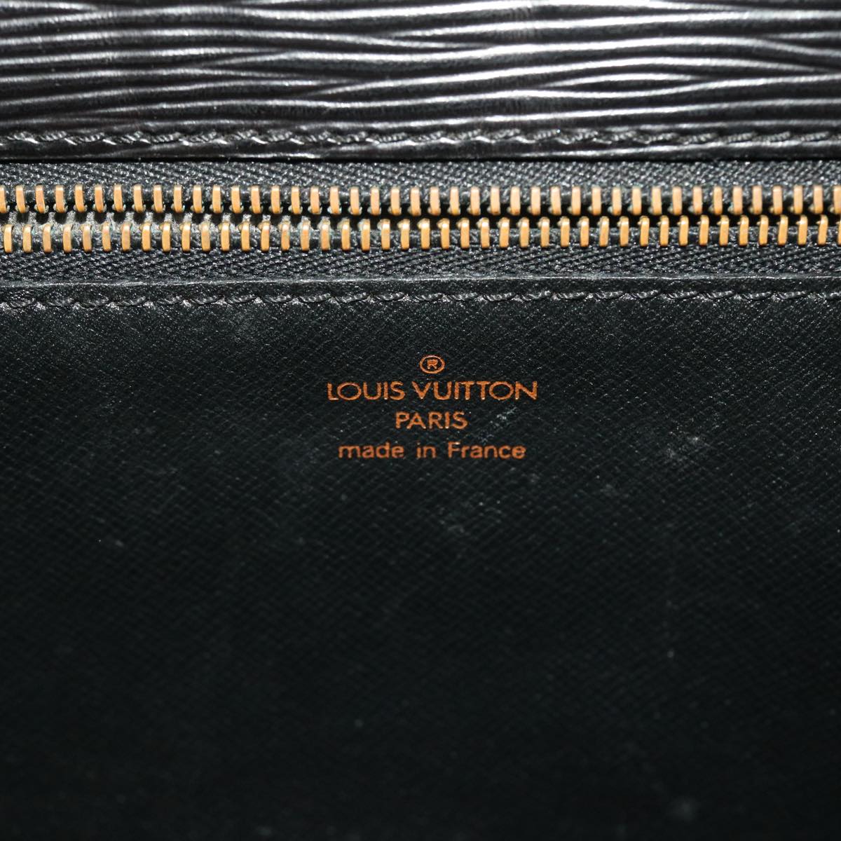 LOUIS VUITTON Epi Serie Dragonne Hand Bag Black M52612 LV Auth 47950