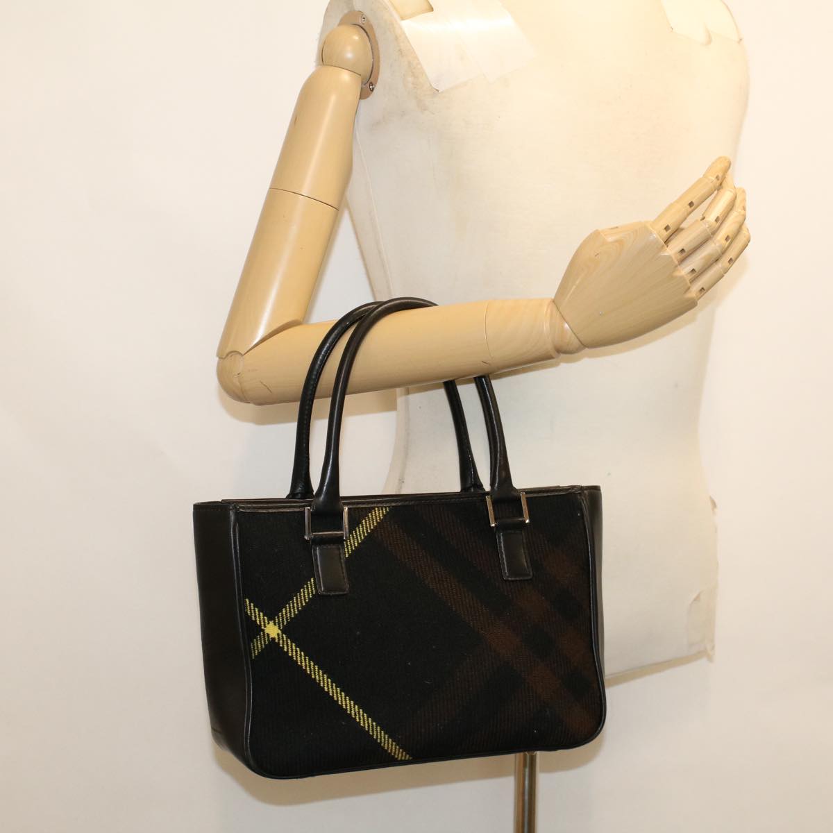 BURBERRY Nova Check Hand Bag Harako leather Brown Auth 48105