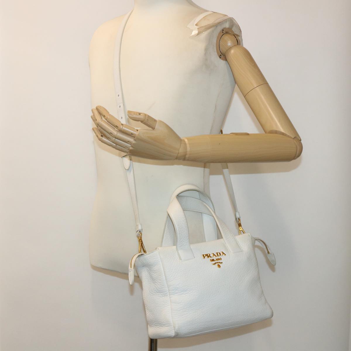 PRADA Hand Bag Leather 2way White Auth 48221