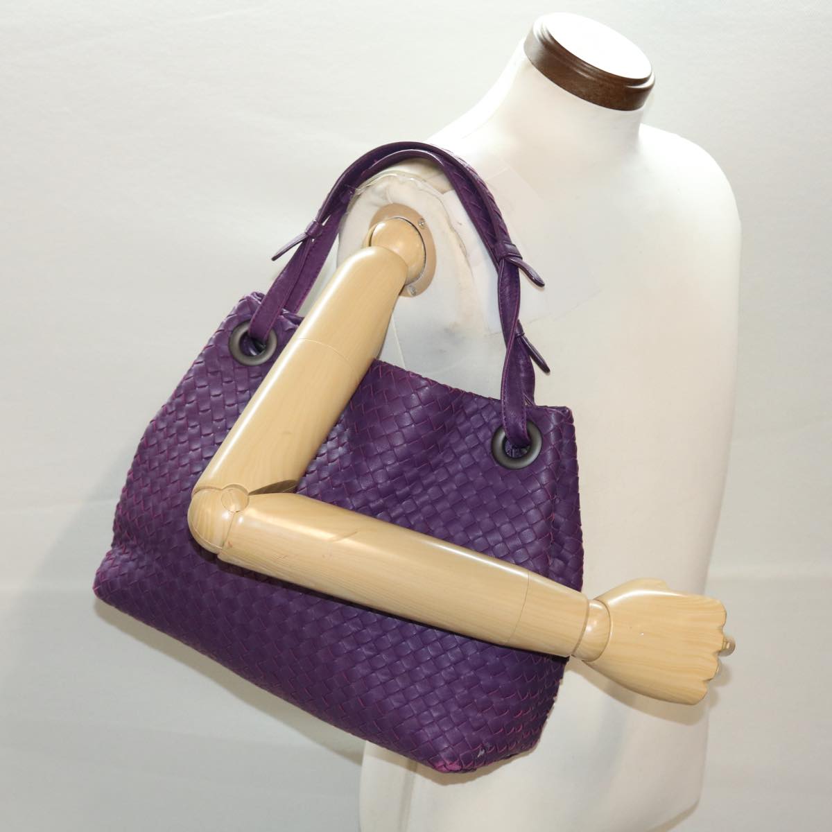 BOTTEGA VENETA INTRECCIATO Garda Bag Shoulder Bag Leather Purple Auth 48257
