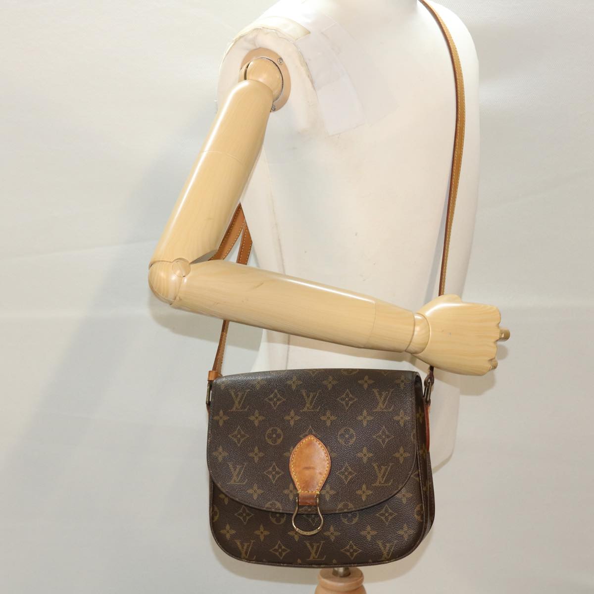 LOUIS VUITTON Monogram Saint Cloud GM Shoulder Bag M51242 LV Auth 48286