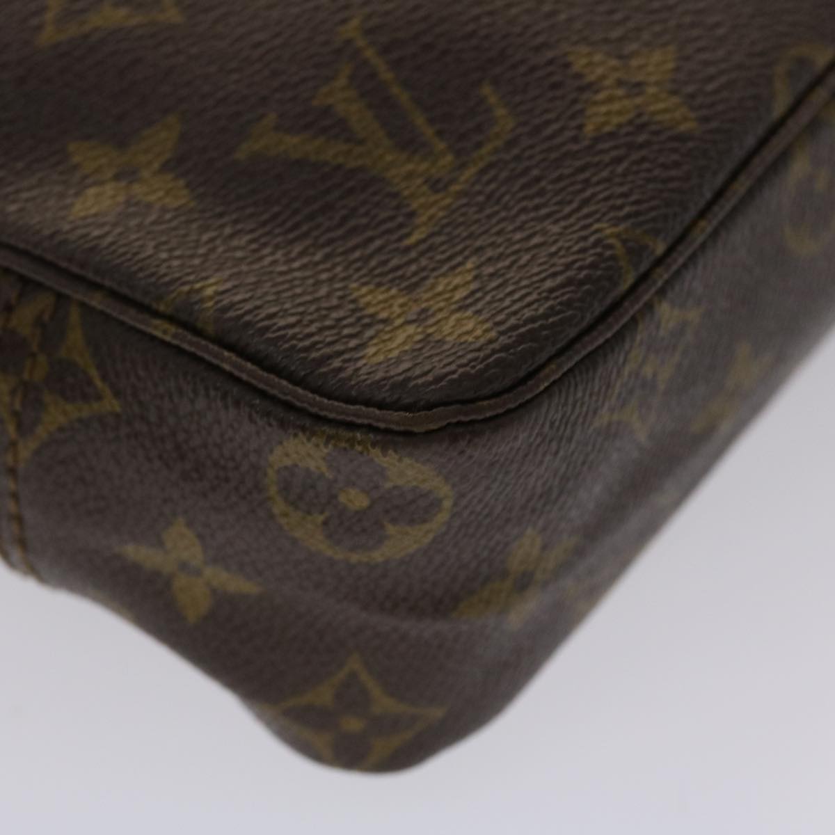 LOUIS VUITTON Monogram Trousse Toilette 23 Clutch Bag M47524 LV Auth 48292