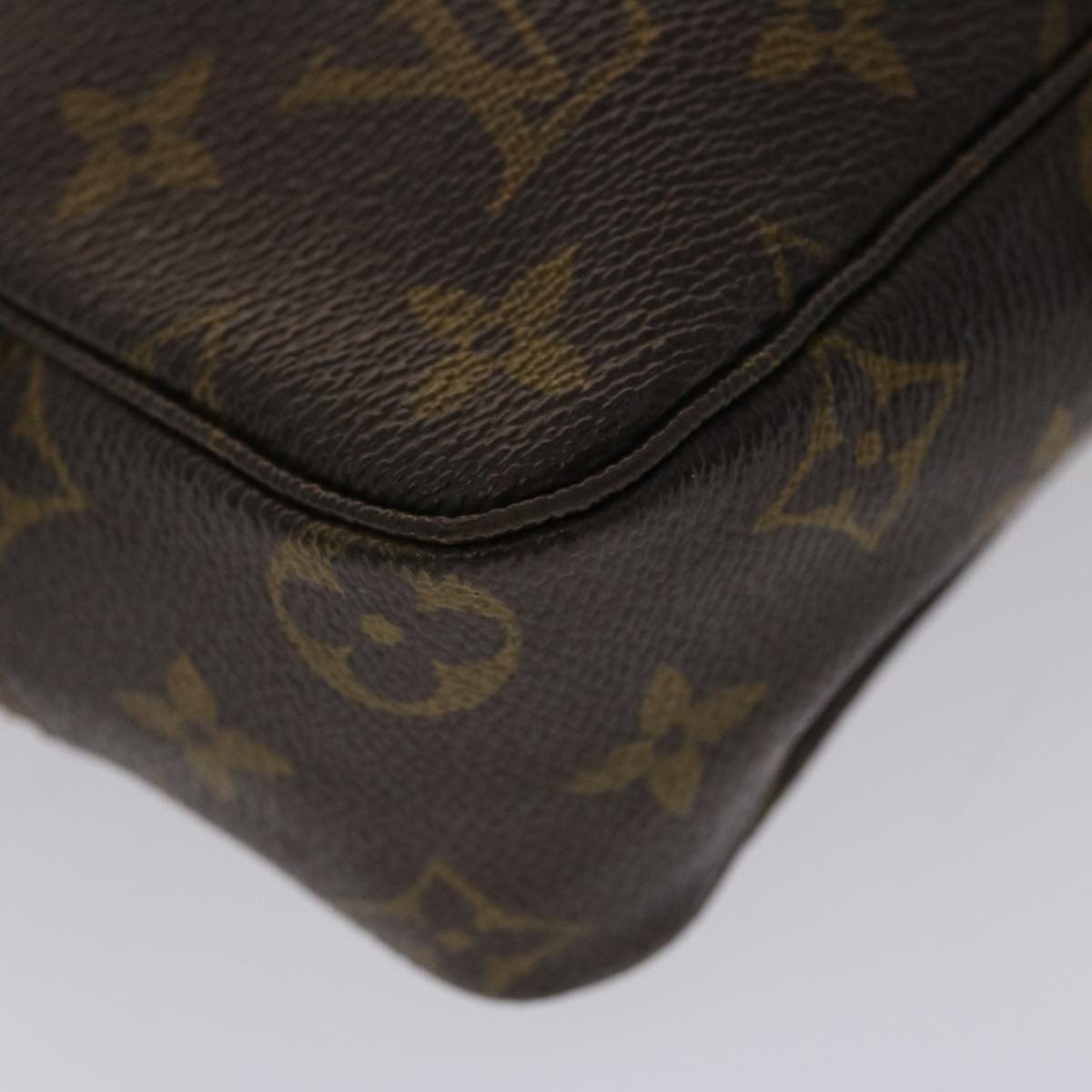 LOUIS VUITTON Monogram Trousse Toilette 23 Clutch Bag M47524 LV Auth 48294