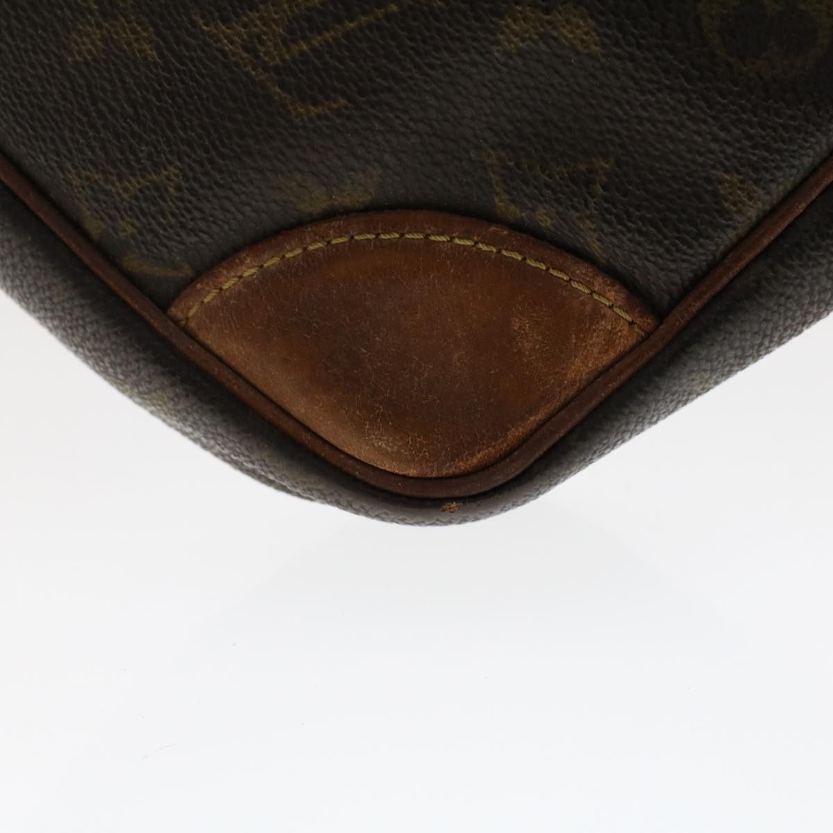 LOUIS VUITTON Monogram Compiegne 28 Clutch Bag M51845 LV Auth 48512