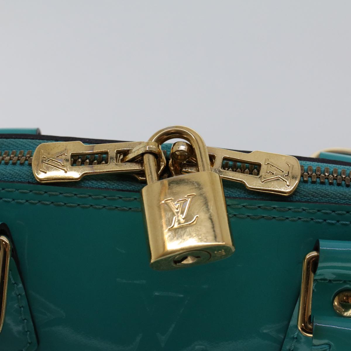 LOUIS VUITTON Monogram Vernis Alma BB Hand Bag Turquoises M90302 LV Auth 48592A