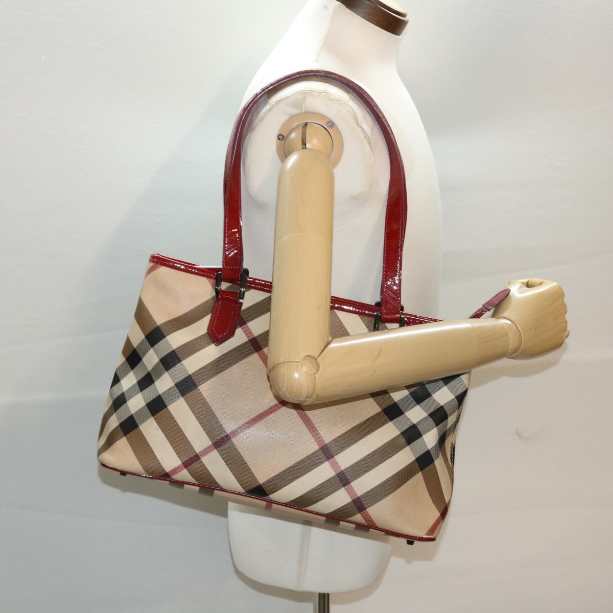 BURBERRY Nova Check Tote Bag PVC Leather Beige Red Auth 48607