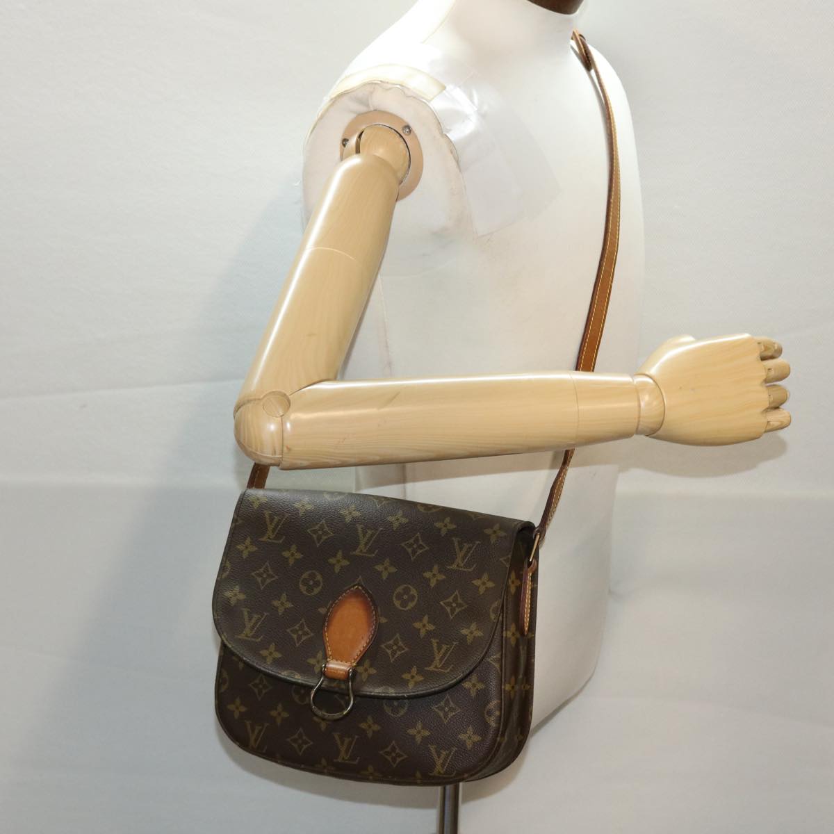 LOUIS VUITTON Monogram Saint Cloud GM Shoulder Bag M51242 LV Auth 48706