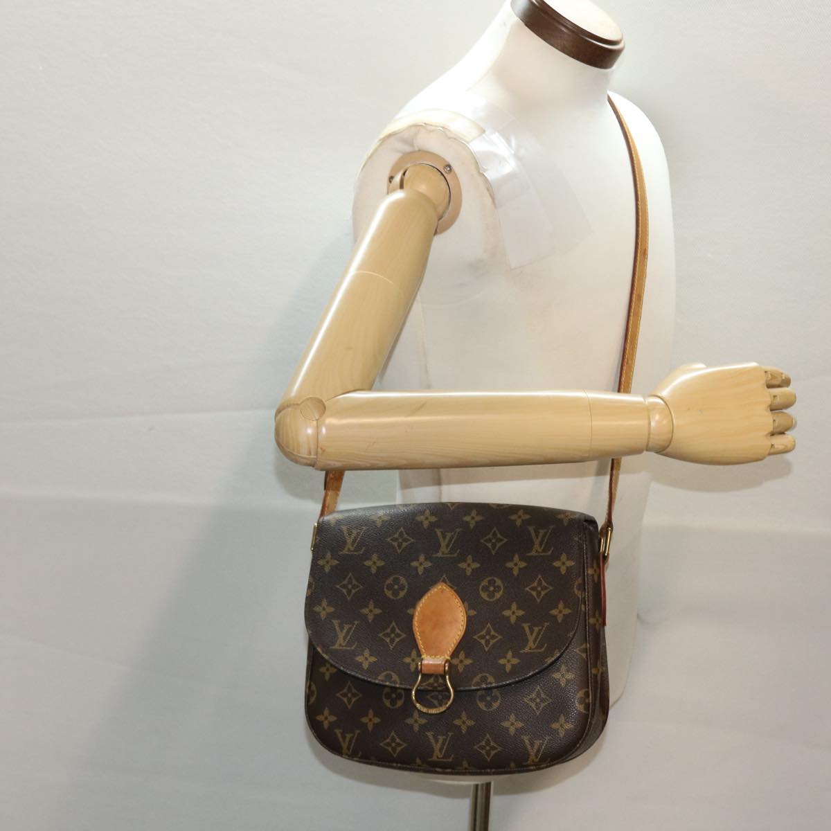 LOUIS VUITTON Monogram Saint Cloud GM Shoulder Bag M51242 LV Auth 48707