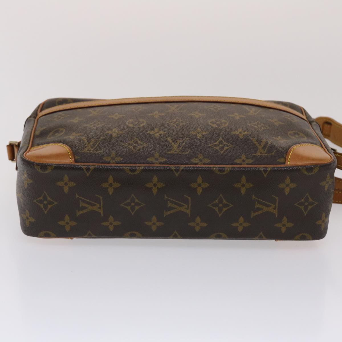 LOUIS VUITTON Monogram Trocadero 30 Shoulder Bag M51272 LV Auth 48713