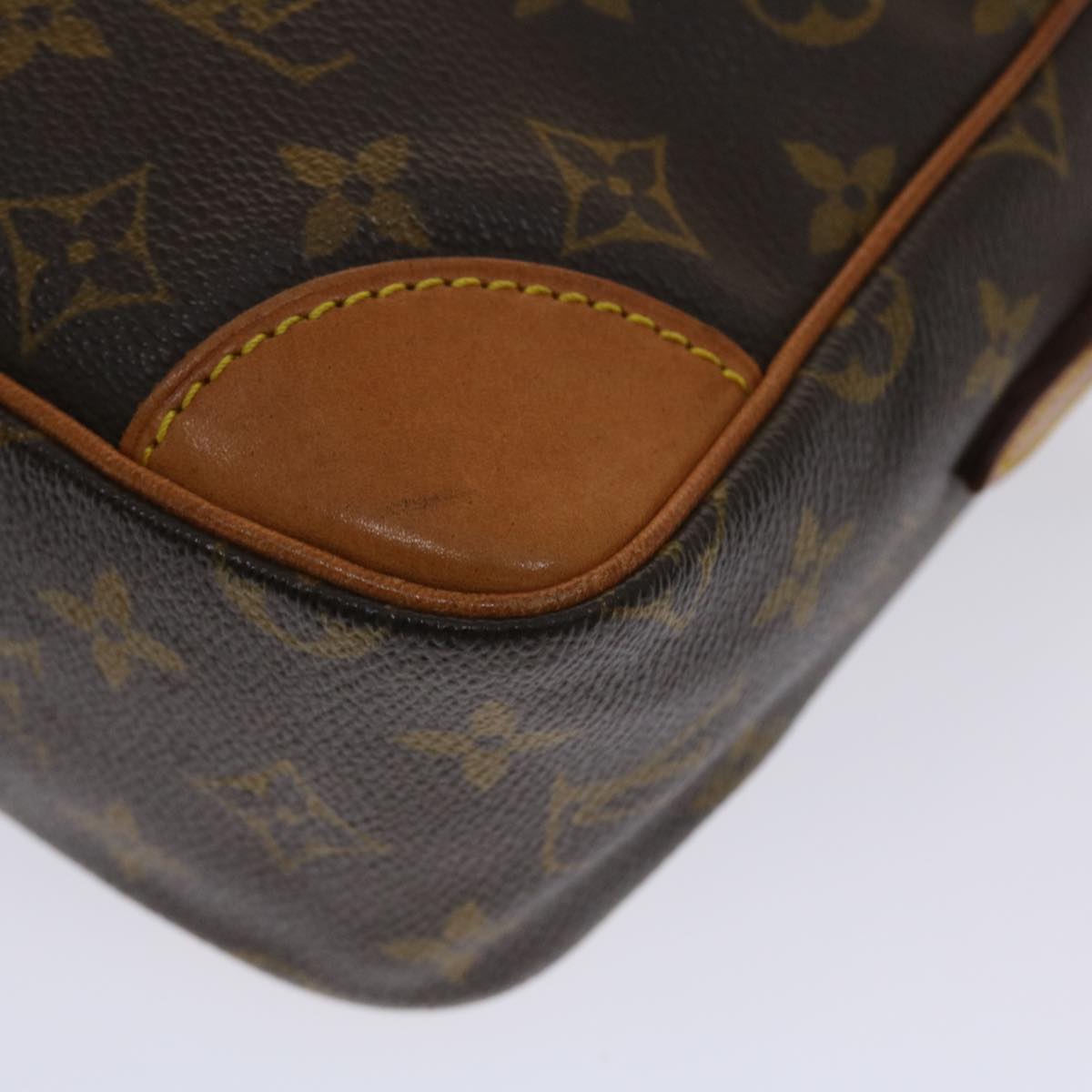 LOUIS VUITTON Monogram Trocadero 30 Shoulder Bag M51272 LV Auth 48713