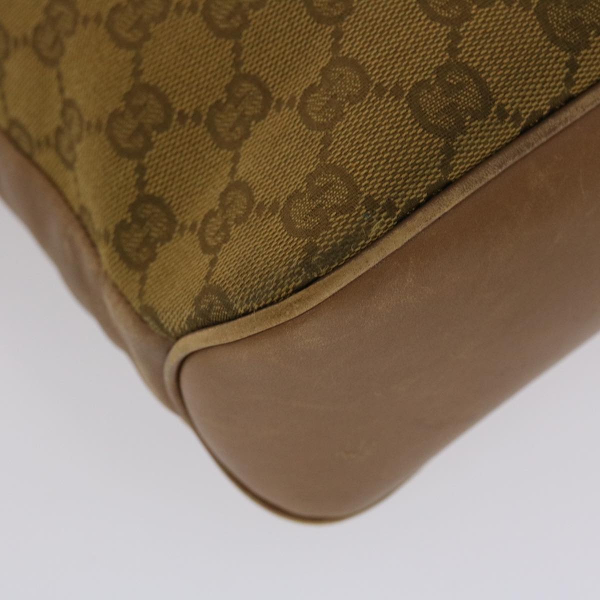 GUCCI GG Canvas Shoulder Bag Brown 109097 Auth 49074