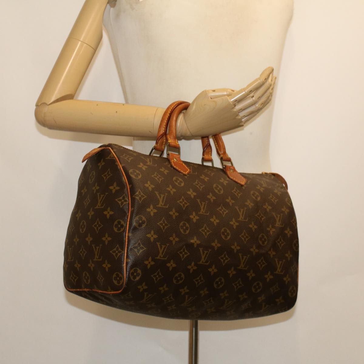 LOUIS VUITTON Monogram Speedy 35 Hand Bag M41524 LV Auth 49443