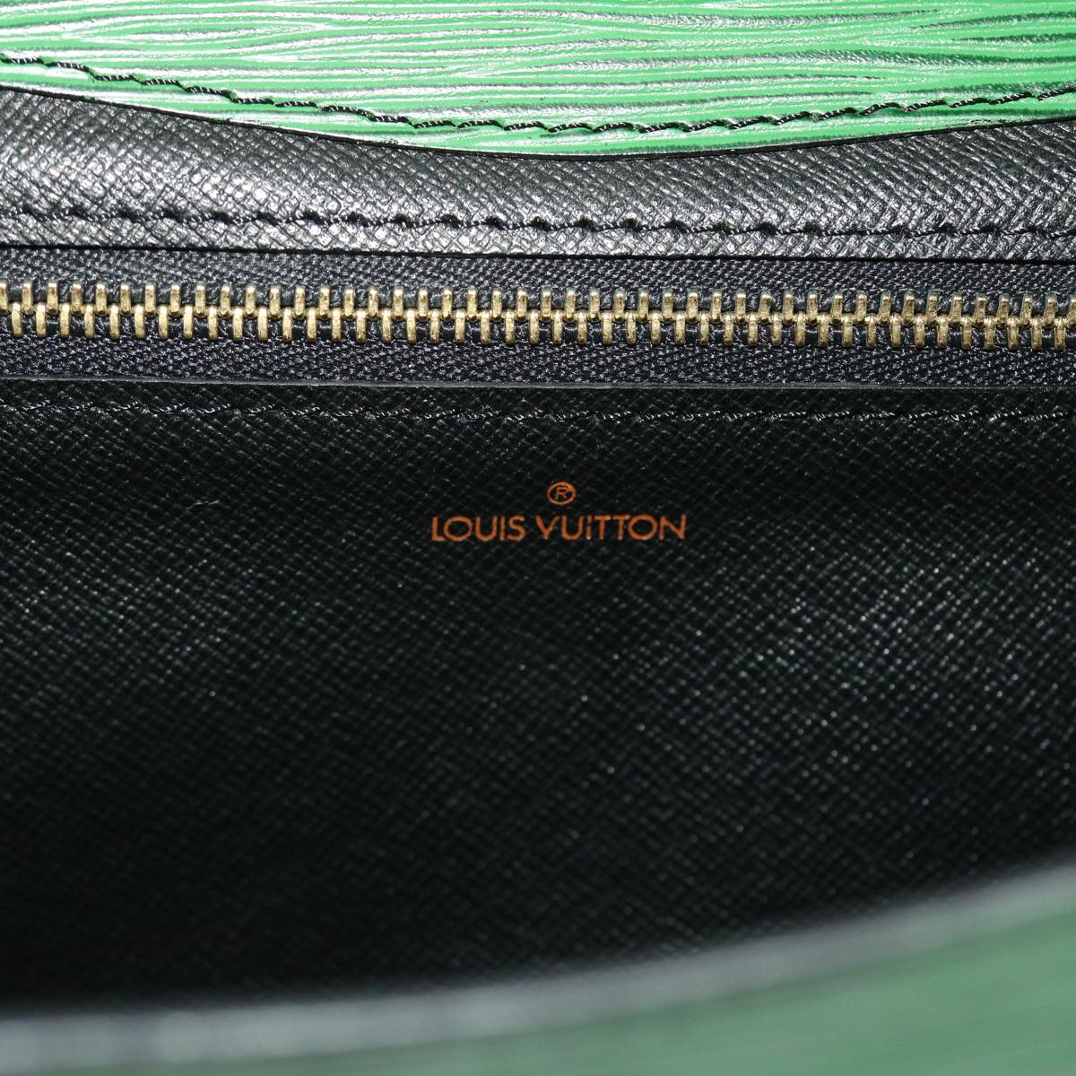 LOUIS VUITTON Epi Montaigne 27 Clutch Bag Green M52654 LV Auth 49747