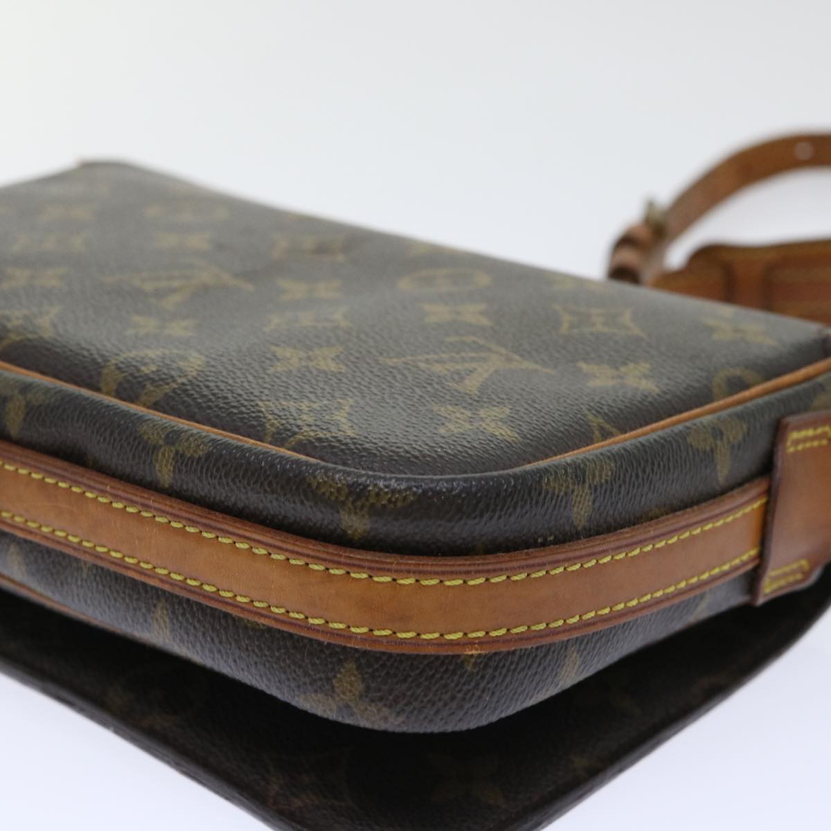 LOUIS VUITTON Monogram Saint Germain Shoulder Bag M51210 LV Auth 49976