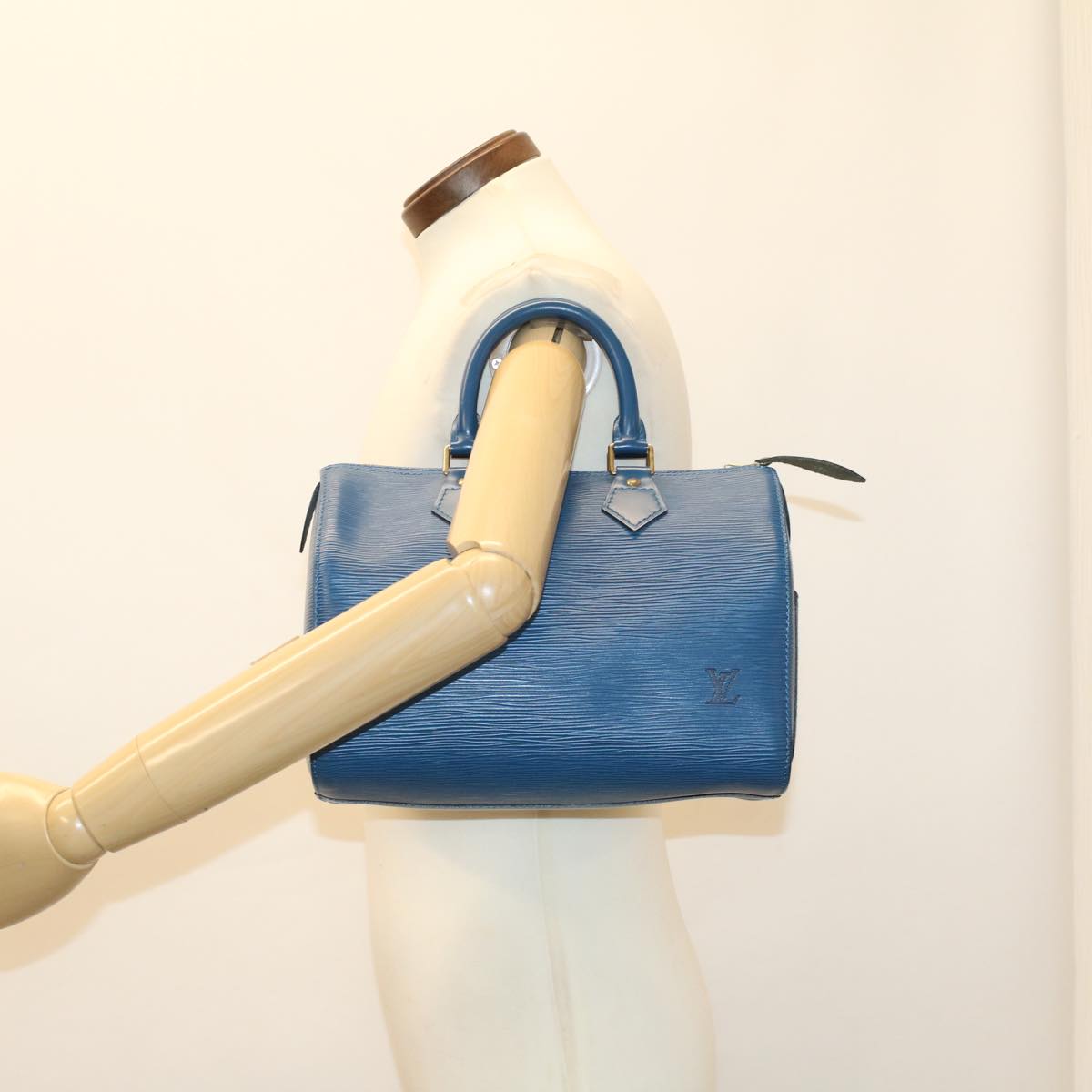 LOUIS VUITTON Epi Speedy 25 Hand Bag Toledo Blue M43015 LV Auth 50088