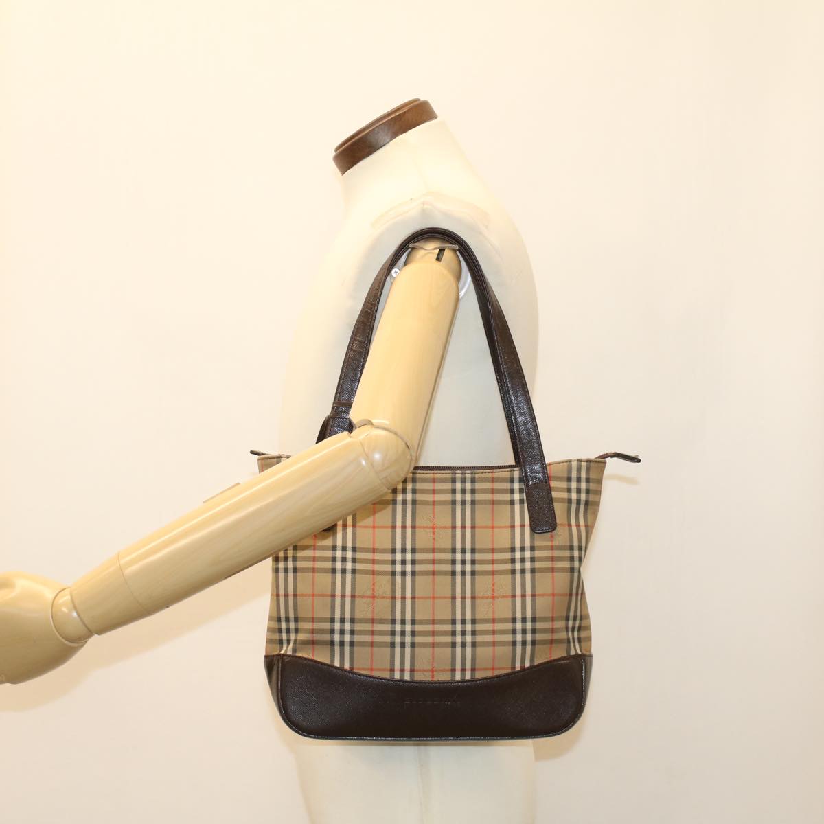 BURBERRY Nova Check Hand Bag Nylon Beige Auth 50201