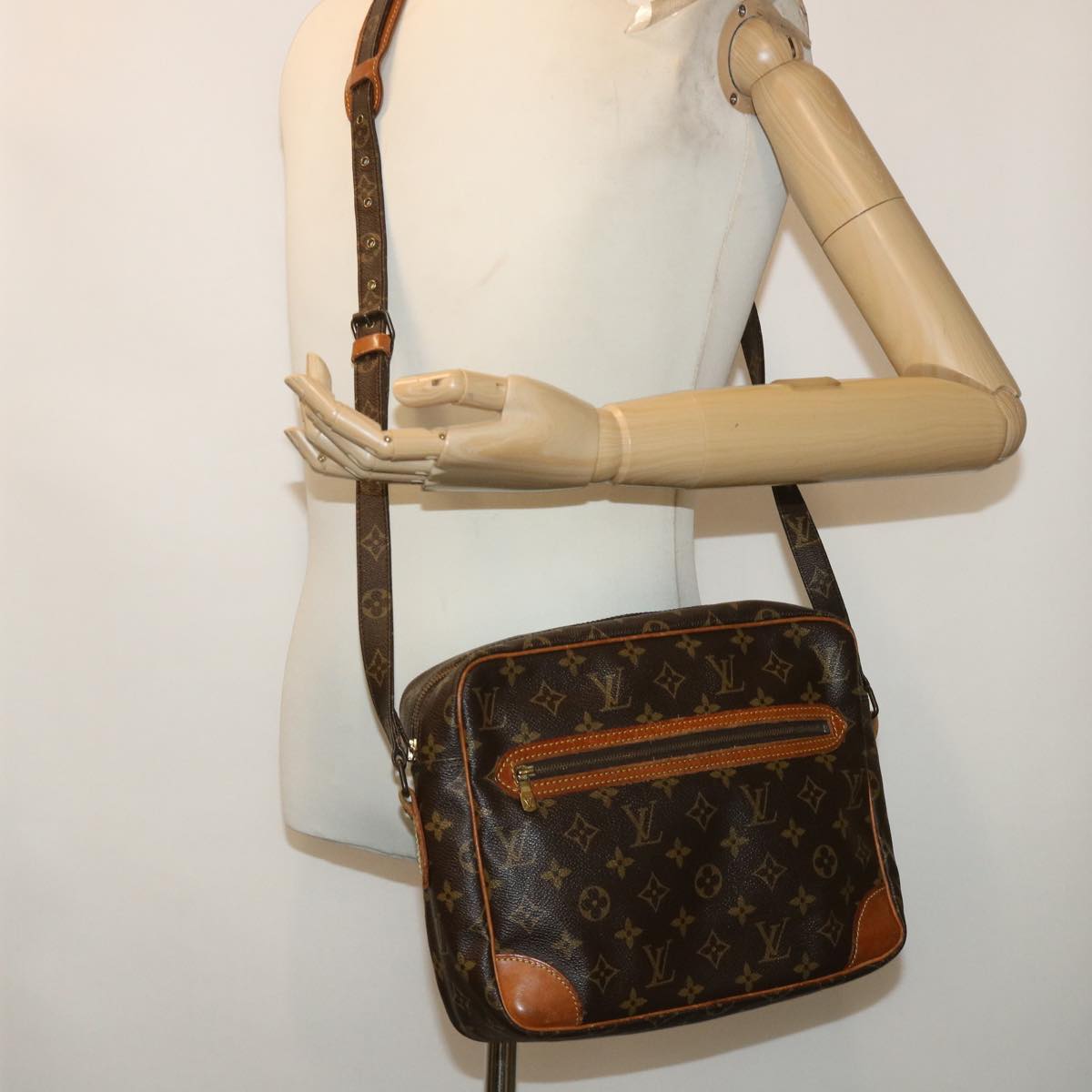 LOUIS VUITTON Monogram Potomac Shoulder Bag M45285 LV Auth 50333