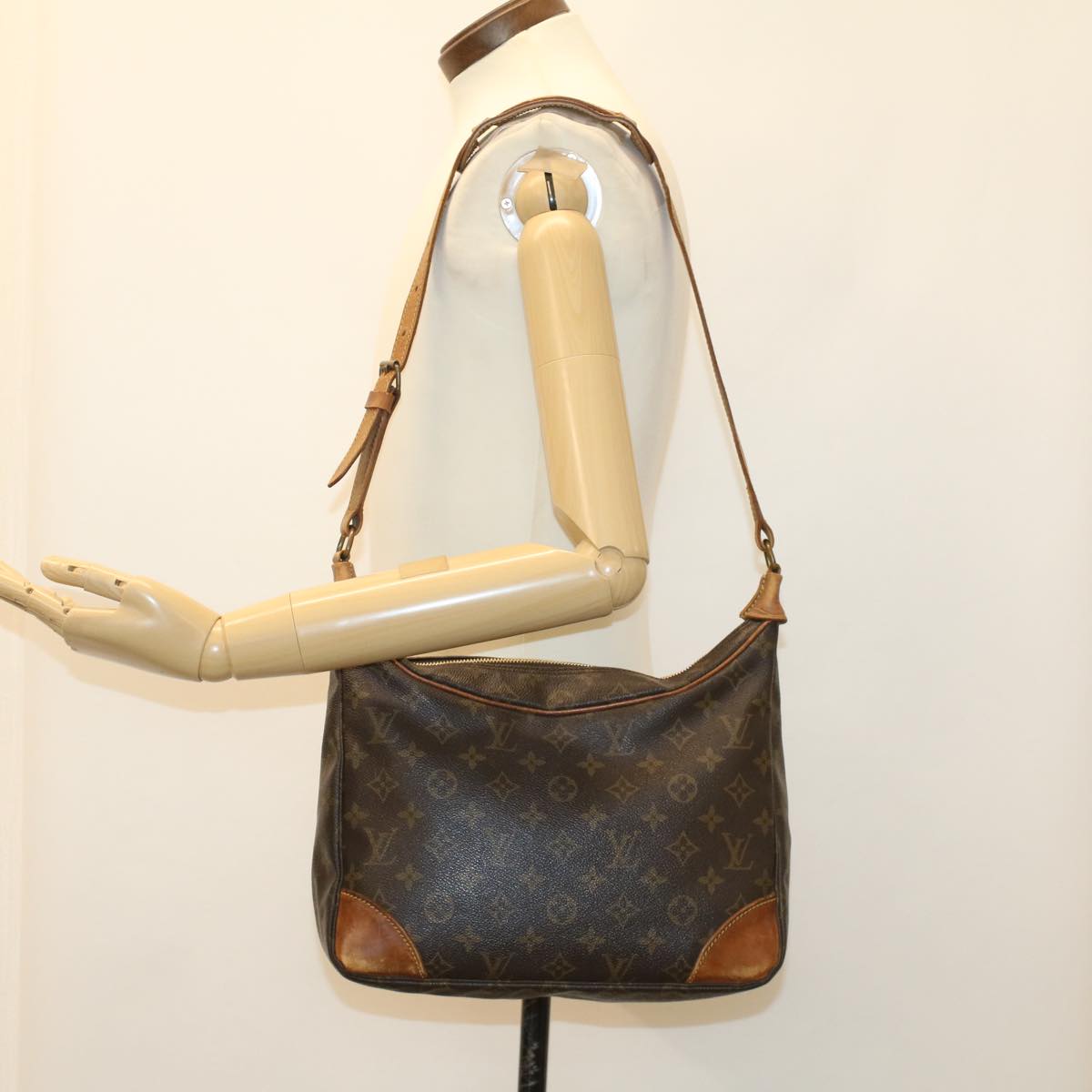 LOUIS VUITTON Monogram Boulogne 30 Shoulder Bag M51265 LV Auth 50690