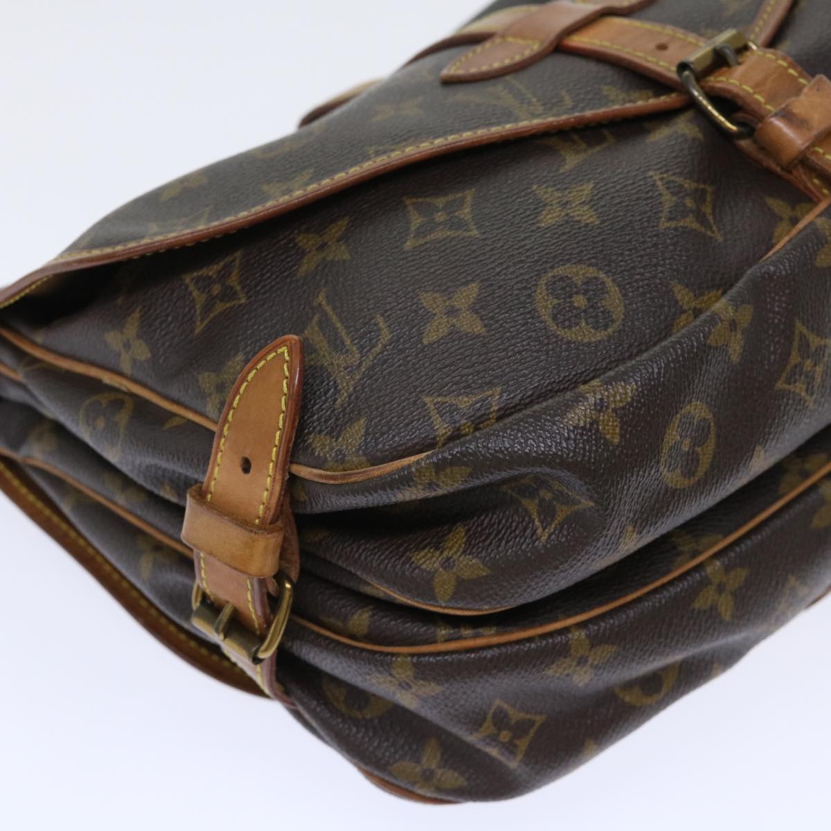 LOUIS VUITTON Monogram Saumur 30 Shoulder Bag M42256 LV Auth 50717