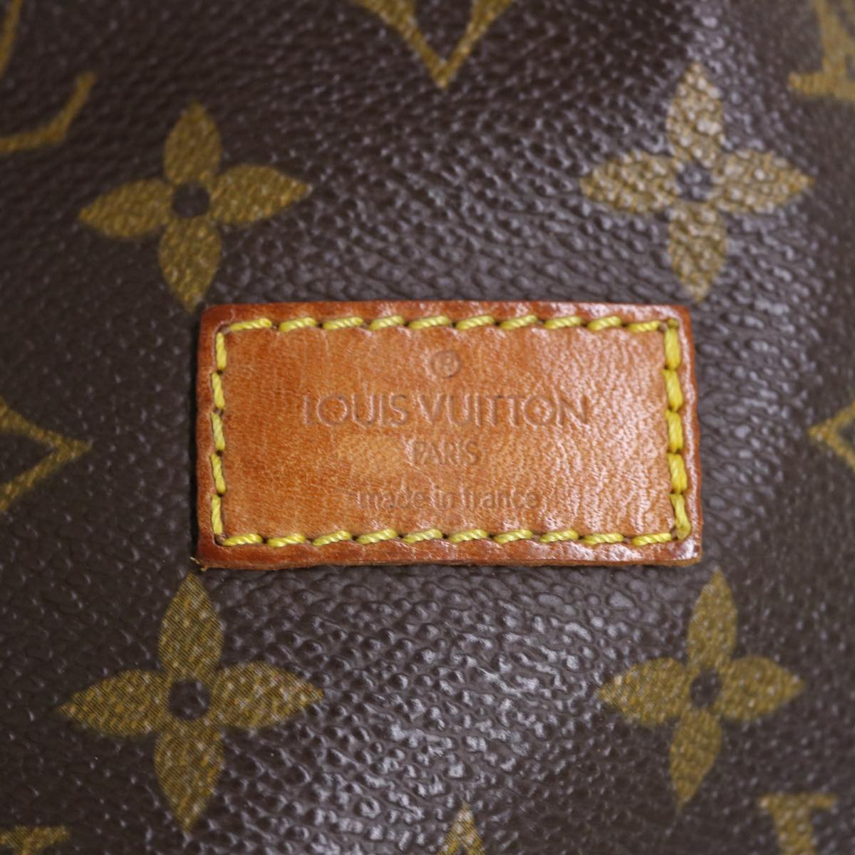 LOUIS VUITTON Monogram Saumur 30 Shoulder Bag M42256 LV Auth 50717