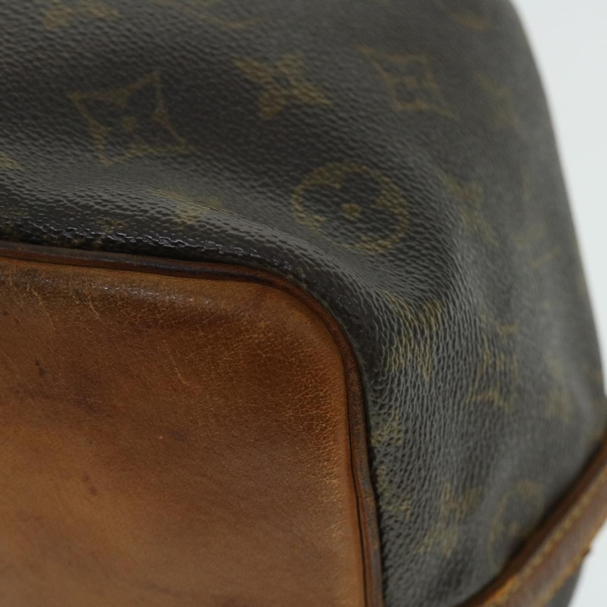 LOUIS VUITTON Monogram Petit Noe Shoulder Bag M42226 LV Auth 50926