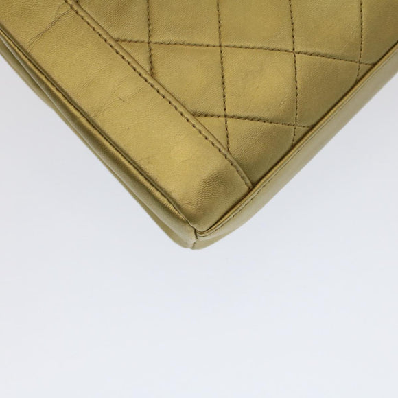 CHANEL Matelasse Turn Lock Chain Shoulder Bag Lamb Skin Gold CC Auth 51274SAM