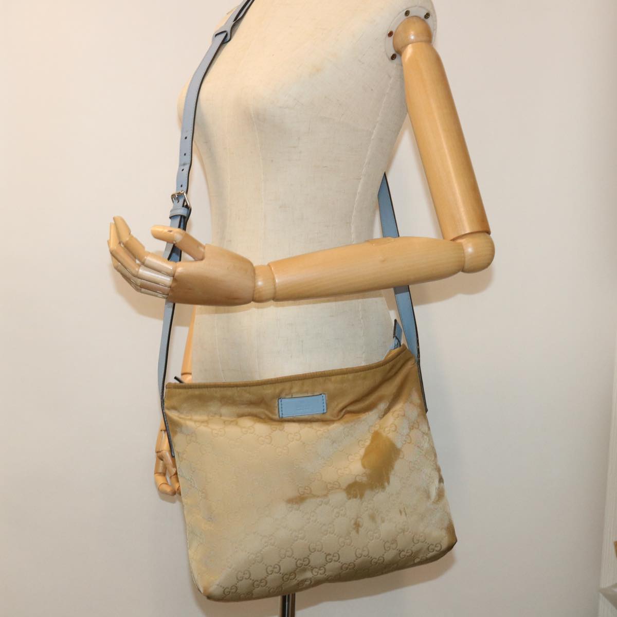 GUCCI GG Canvas Shoulder Bag Beige Light Blue 314529 Auth 51312