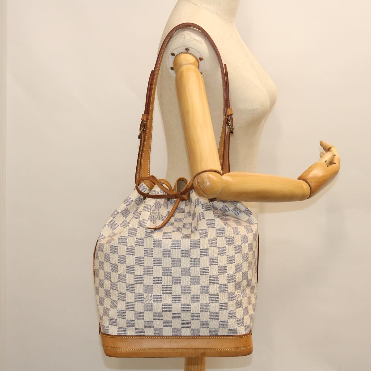 LOUIS VUITTON Damier Azur Noe Shoulder Bag N42222 LV Auth 51558