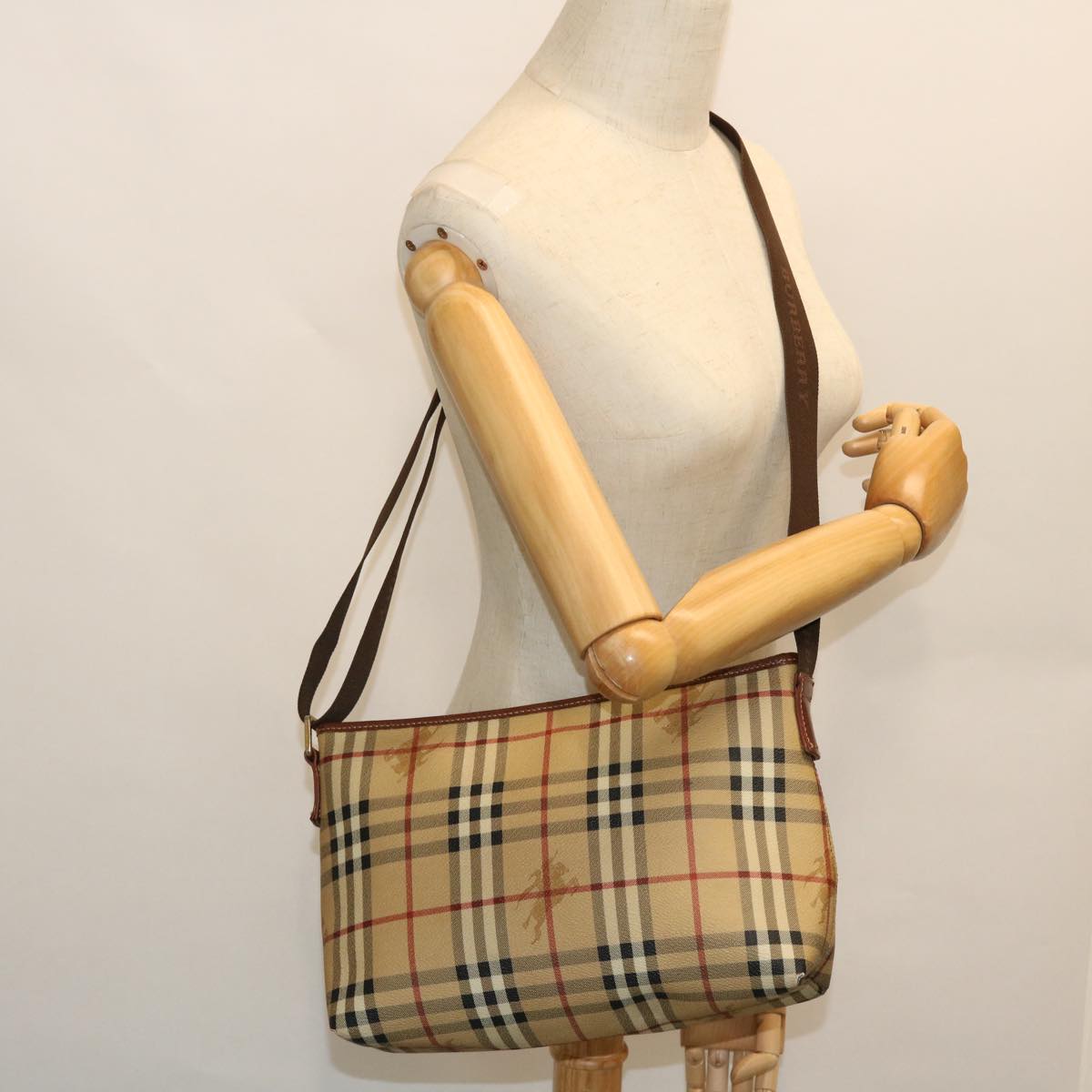 BURBERRY Nova Check Shoulder Bag PVC Leather Beige Brown Auth 51862